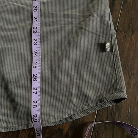 The North Face - Men’s Outdoor button down Hiking Shirt size M grey GUC - Picture 6 of 7